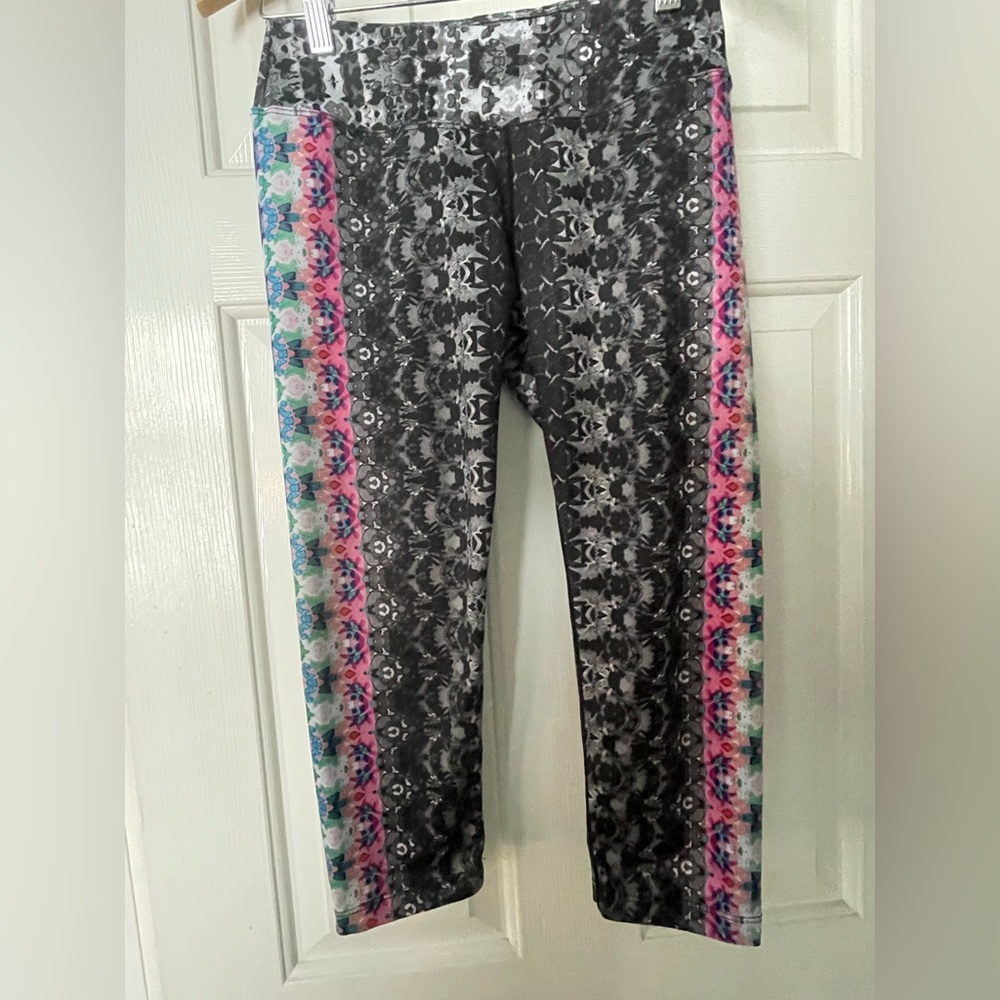 prANa Workout Crop Leggings Capri Yoga